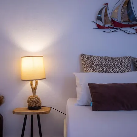 Sing And Blossom Mykonos Town