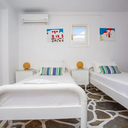 Sing And Blossom Mykonos Town