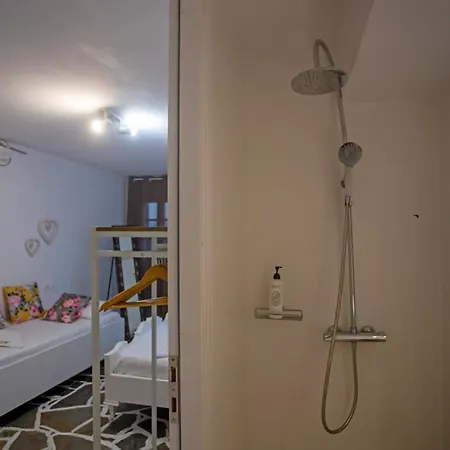 Sing And Blossom בית נופש *